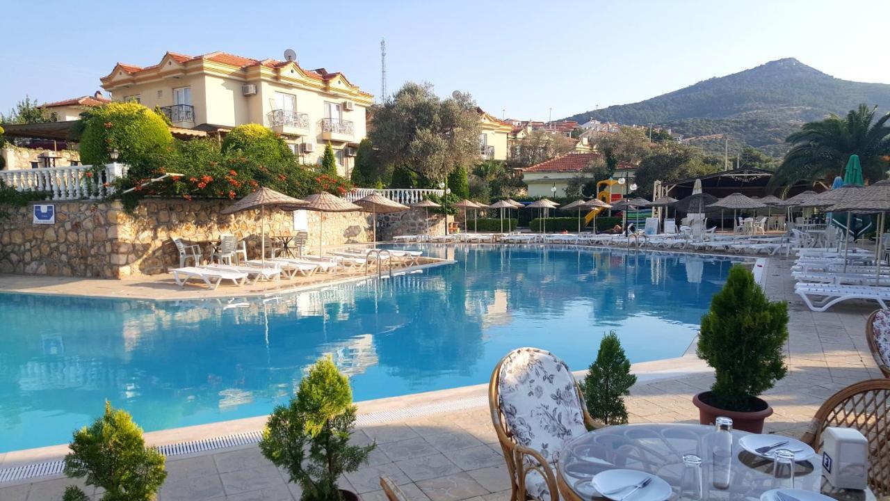 Alize Resort Hotel Yenifoca Buitenkant foto