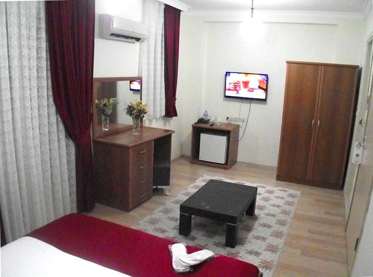 Alize Resort Hotel Yenifoca Buitenkant foto
